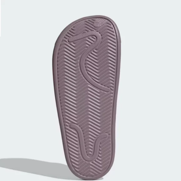 ADILETTE CLOGS - Picture 5 of 5